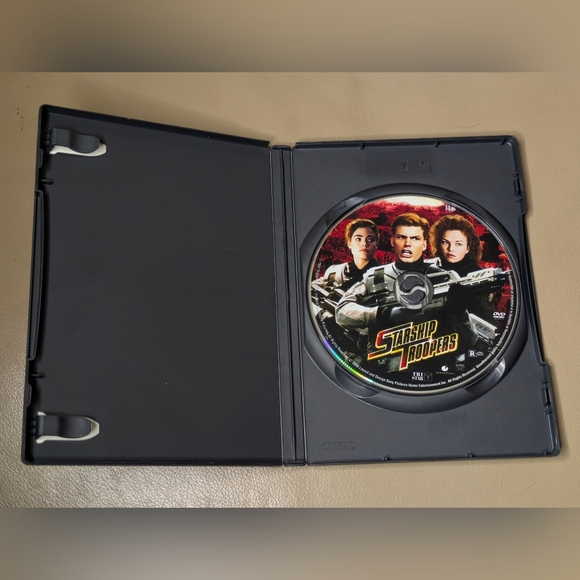 Starship Troopers DVD (1997 US) VG Condition - Picture 3 of 5